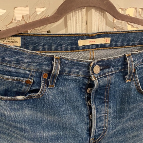 Levi's Wedgie Icon High-Rise Jeans Higher Love Wash - Picture 6 of 8